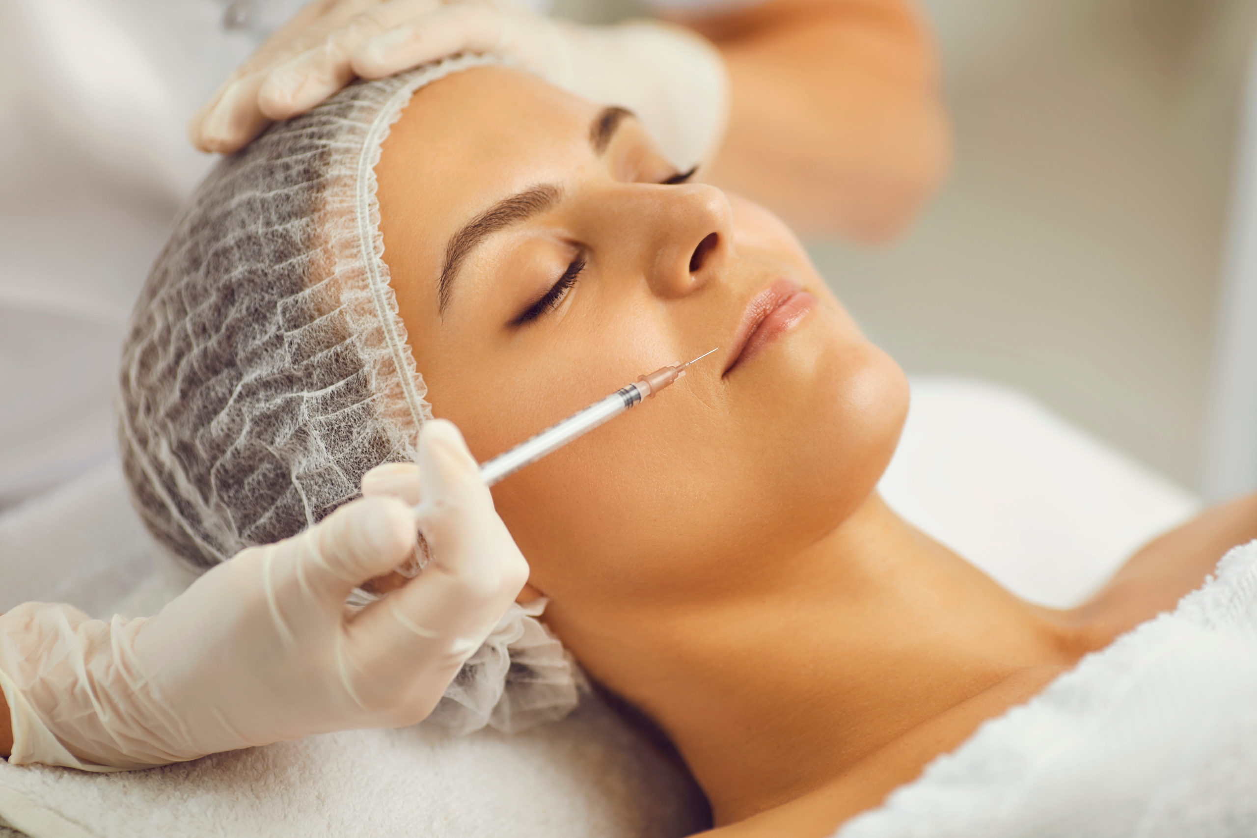 How Dr Ayad Aesthetic Clinics Can Make You Look and Feel Beautiful and More Confident